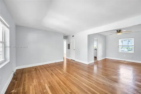 7621 SW 55th Avenue Miami FL 33143