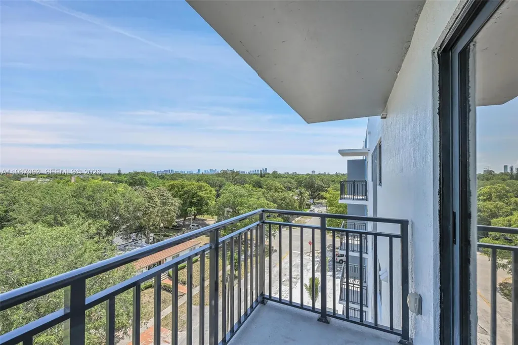 840 NE 130th Street North Miami FL 33161