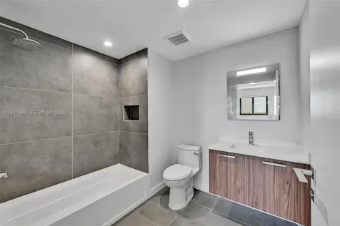 840 NE 130th Street North Miami FL 33161
