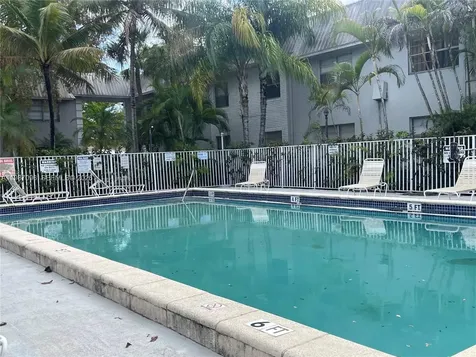 17255 SW 95th Avenue Palmetto Bay FL 33157