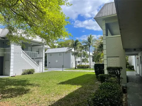17255 SW 95th Avenue Palmetto Bay FL 33157