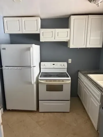 488 NW 165th Street Road Miami FL 33169