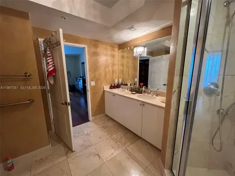 17555 Atlantic Boulevard Sunny Isles Beach FL 33160