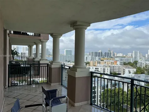 17555 Atlantic Boulevard Sunny Isles Beach FL 33160