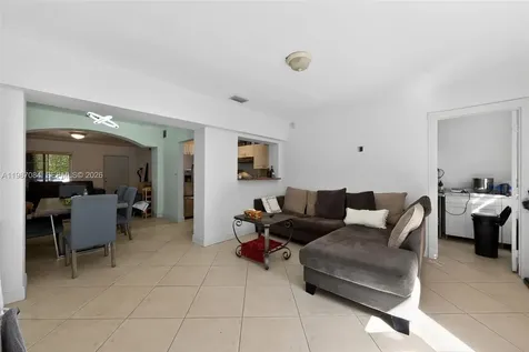 2131 Biarritz Drive Miami Beach FL 33141