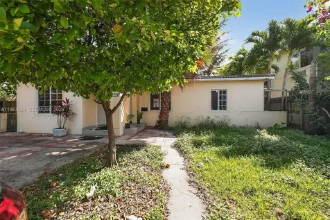 2131 Biarritz Drive Miami Beach FL 33141