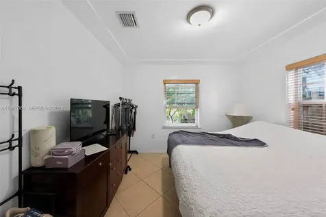 2131 Biarritz Drive Miami Beach FL 33141