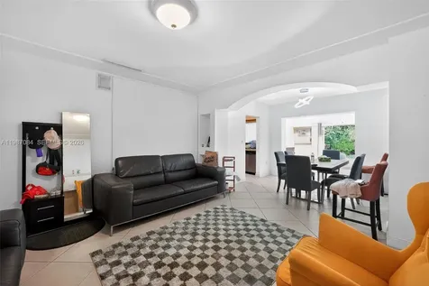 2131 Biarritz Drive Miami Beach FL 33141