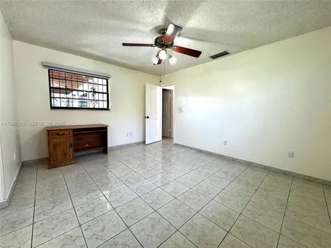 2835 SW 108th Place Miami FL 33165