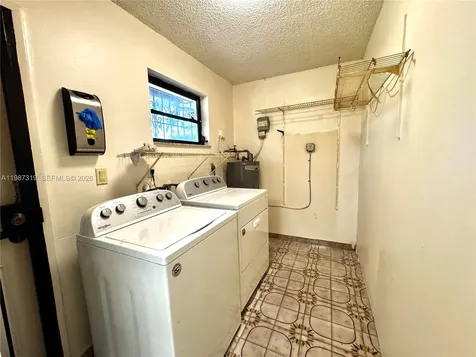 2835 SW 108th Place Miami FL 33165