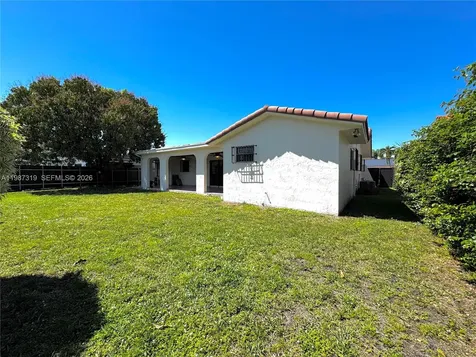 2835 SW 108th Place Miami FL 33165