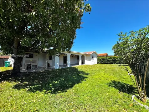2835 SW 108th Place Miami FL 33165