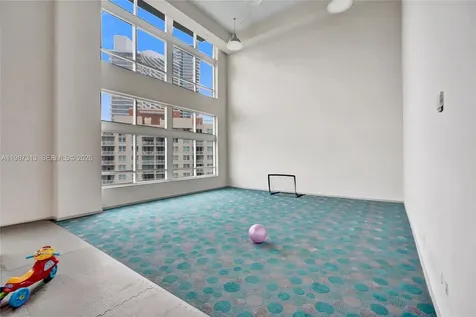 1900 N Bayshore Drive Miami FL 33132