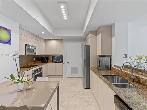 3330 NE 190th Street Aventura FL 33180