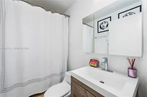 3330 NE 190th Street Aventura FL 33180