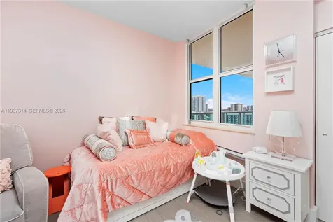 3330 NE 190th Street Aventura FL 33180