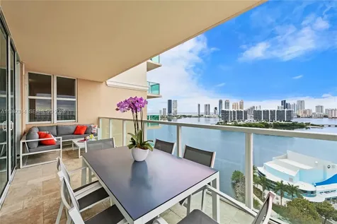 3330 NE 190th Street Aventura FL 33180