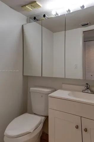 3600 Mystic Pointe Drive Aventura FL 33180