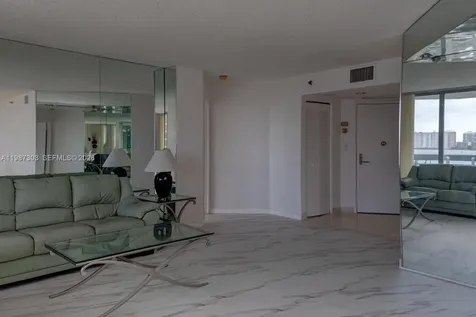 3600 Mystic Pointe Drive Aventura FL 33180