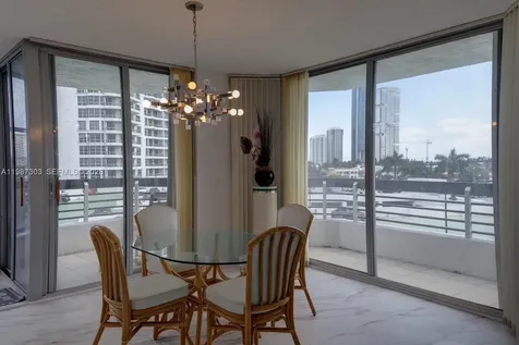 3600 Mystic Pointe Drive Aventura FL 33180