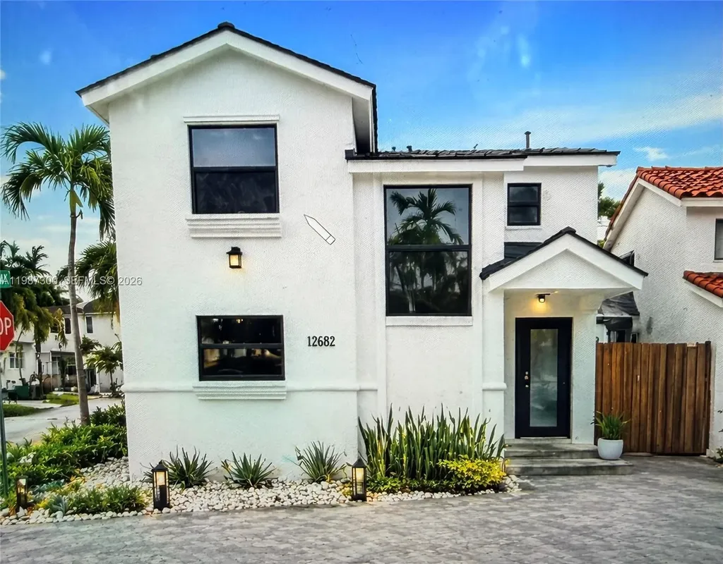 12682 NW 7th Way Miami FL 33182