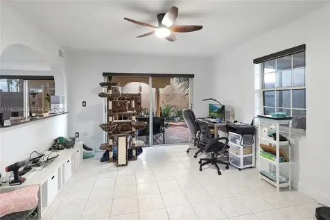 12682 NW 7th Way Miami FL 33182