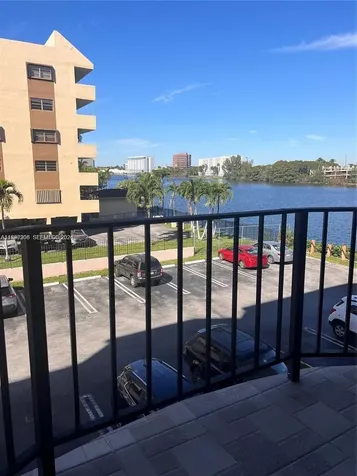 5201 NW 7th Street Miami FL 33126