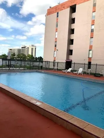 5201 NW 7th Street Miami FL 33126