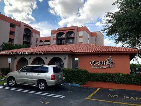 5201 NW 7th Street Miami FL 33126