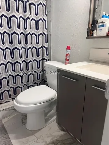 5201 NW 7th Street Miami FL 33126