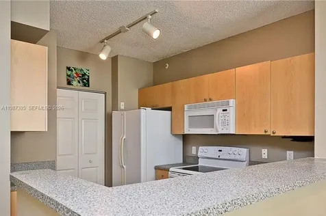 8000 N Nob Hill Road Tamarac FL 33321