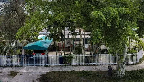4661 SW 101st Avenue Miami FL 33165