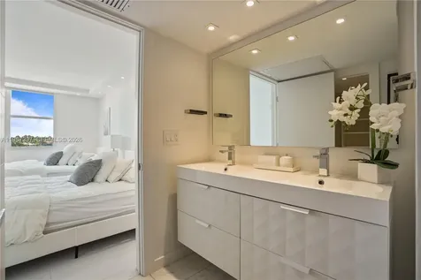 6770 Indian Creek Drive Miami Beach FL 33141