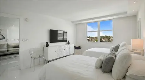 6770 Indian Creek Drive Miami Beach FL 33141