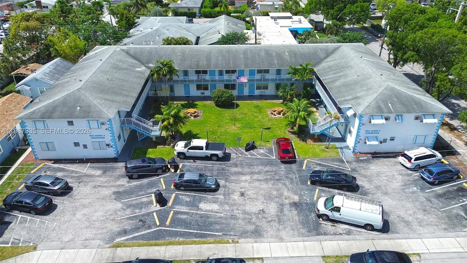 Hollywood FL 33020