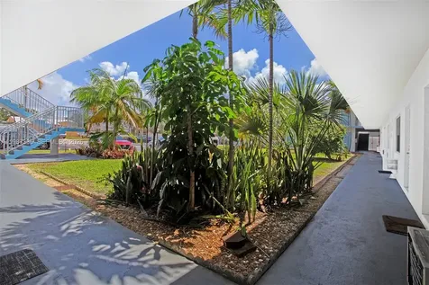 Hollywood FL 33020