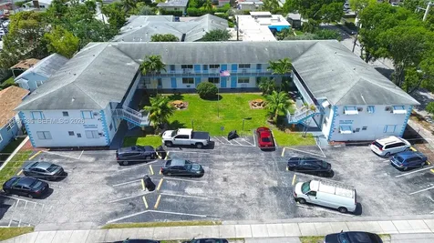 Hollywood FL 33020