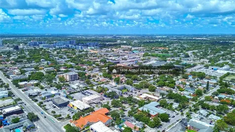 Hollywood FL 33020