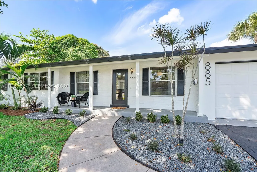 885 Camellia Court Plantation FL 33317