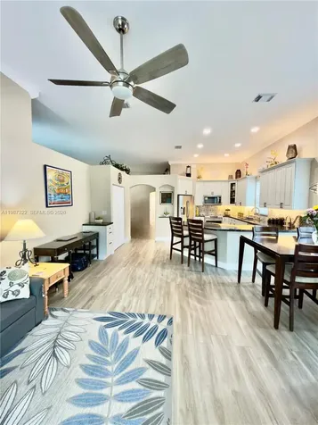 2319 NW 193rd Avenue Pembroke Pines FL 33029