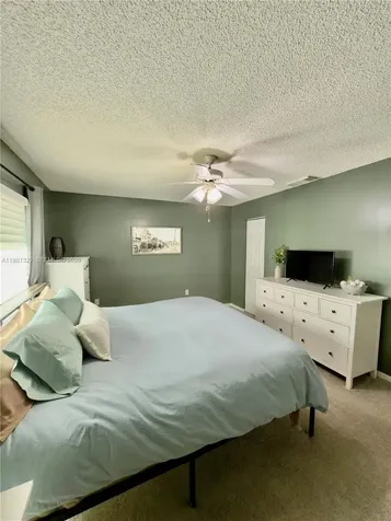 2319 NW 193rd Avenue Pembroke Pines FL 33029