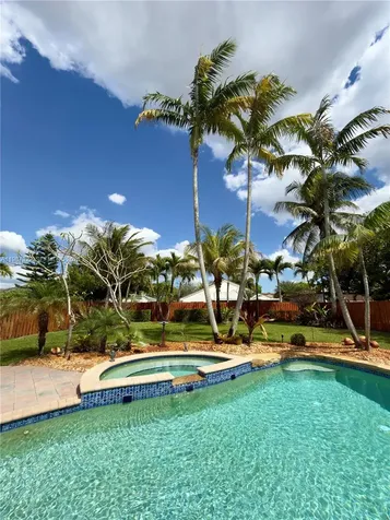 2319 NW 193rd Avenue Pembroke Pines FL 33029