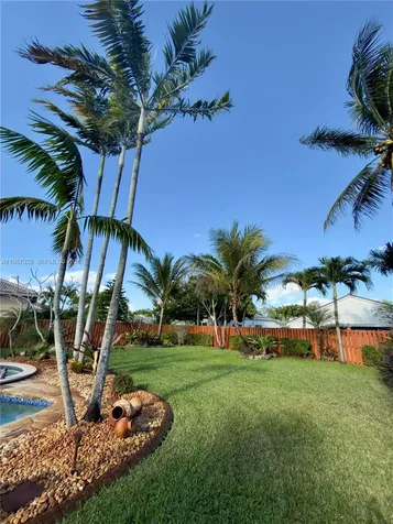 2319 NW 193rd Avenue Pembroke Pines FL 33029