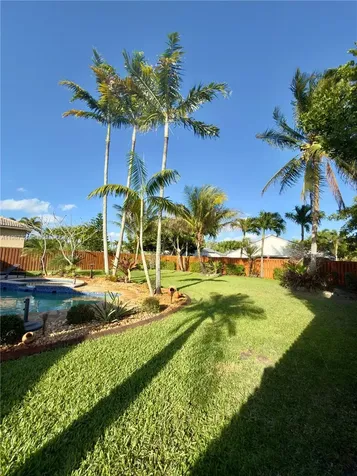 2319 NW 193rd Avenue Pembroke Pines FL 33029