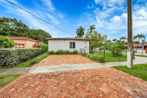 1701 SW 29th Avenue Miami FL 33145