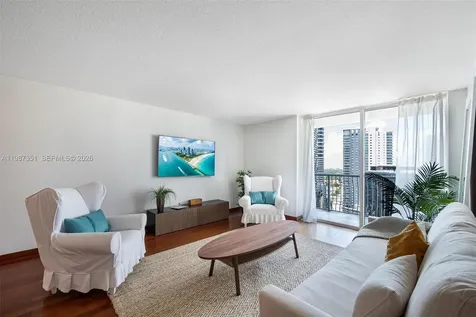 1200 Brickell Bay Drive Miami FL 33131