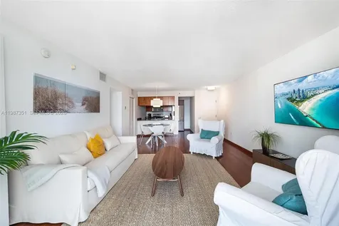 1200 Brickell Bay Drive Miami FL 33131