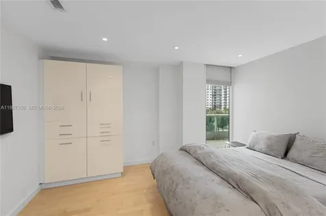19955 NE 38th Court Aventura FL 33180