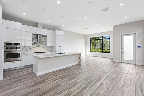 8225 NW 43rd Street Doral FL 33166