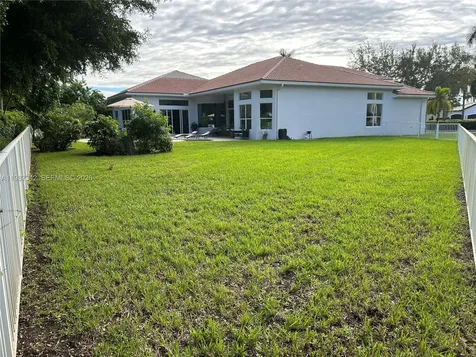 4723 SW 195th Way Miramar FL 33029